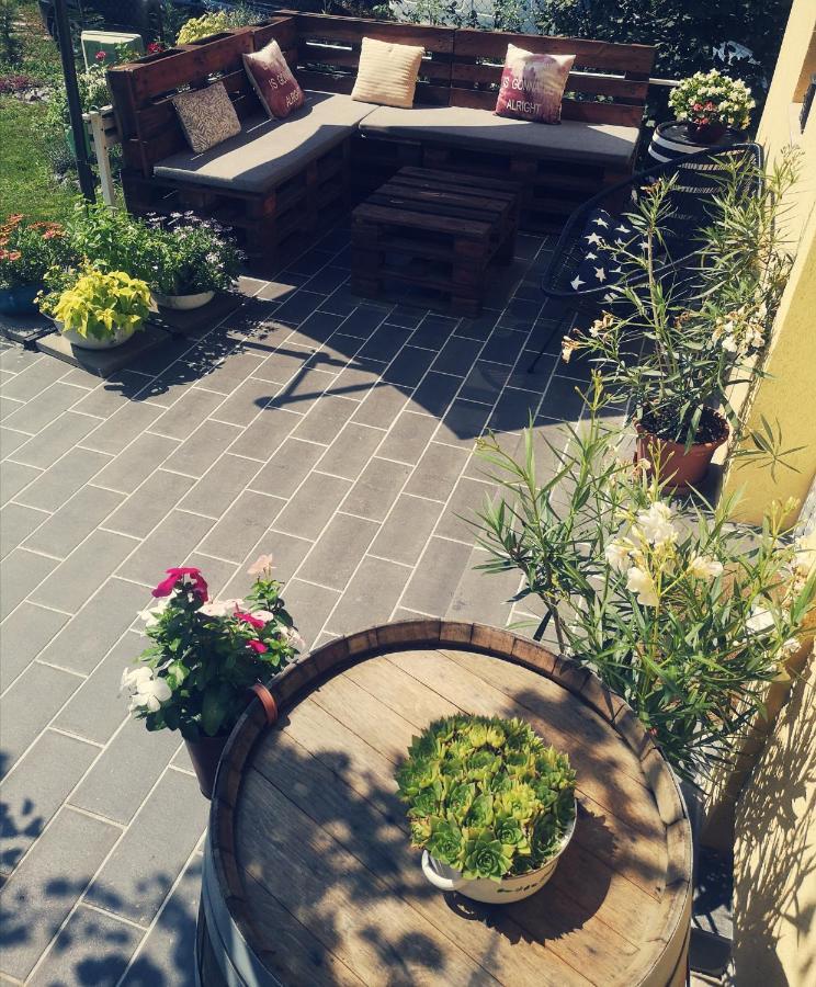 Milio Apartman Badacsony Apartment Badacsonytordemic Ngoại thất bức ảnh