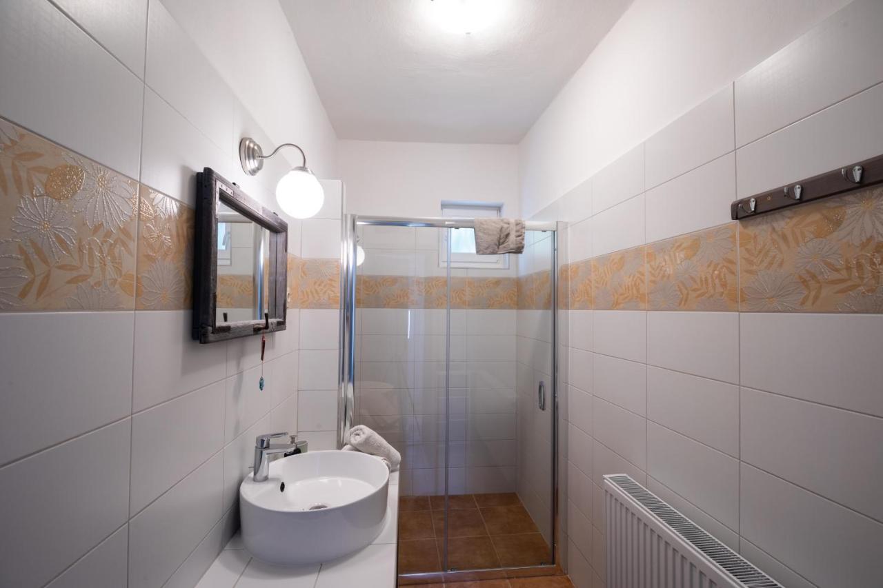 Milio Apartman Badacsony Apartment Badacsonytordemic Ngoại thất bức ảnh