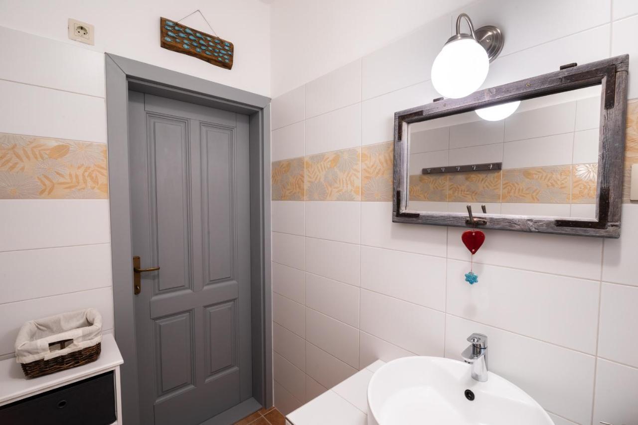 Milio Apartman Badacsony Apartment Badacsonytordemic Ngoại thất bức ảnh